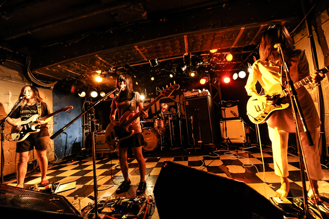 tricot（Photo by 釘野孝宏）